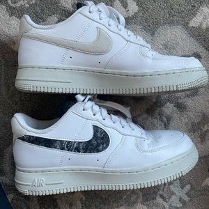 7w Nike Air Force 1 shoes